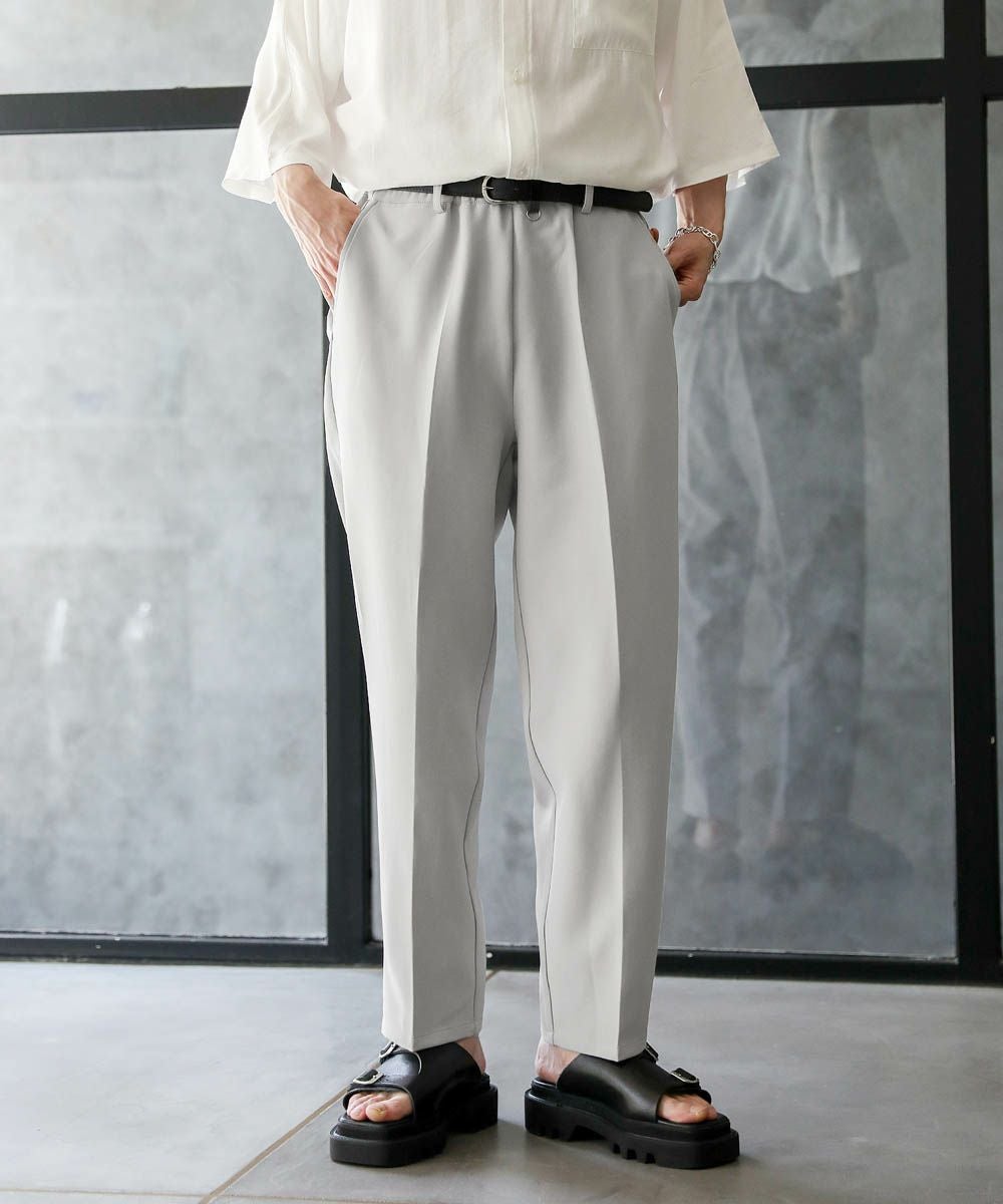 大量の衣類 000000011460-12.jpg?size=xl&w=