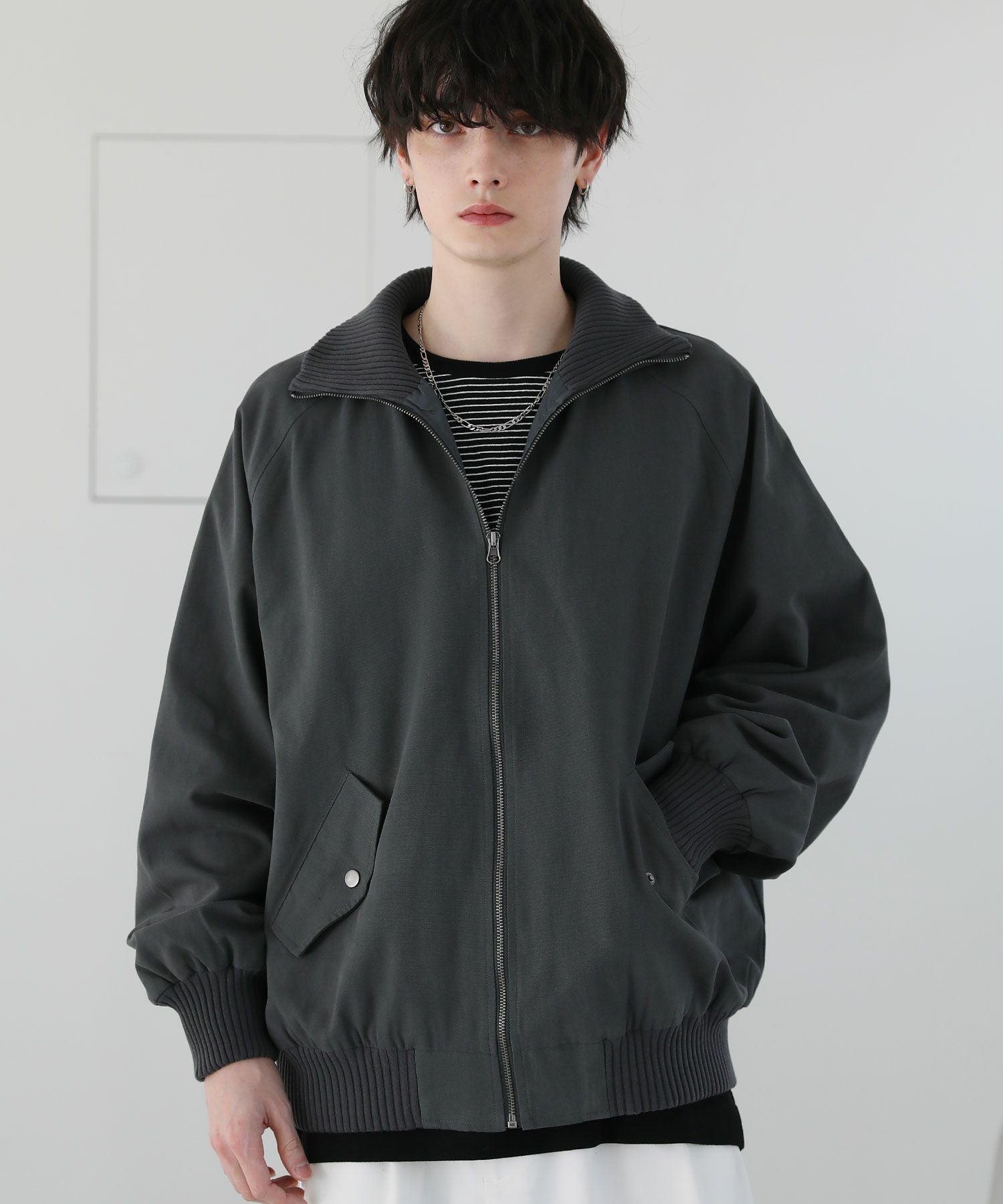 オーバーサイズリブハイネック フェイクレザー/ダック ブルゾン