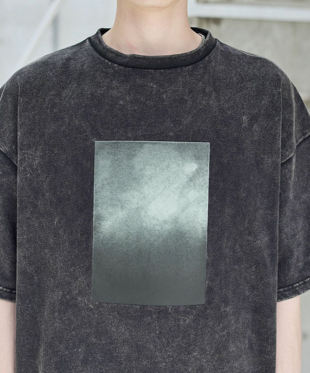 ビンテージ加工グラフィックTシャツ グラデーション/総柄 | ASTRONOMY