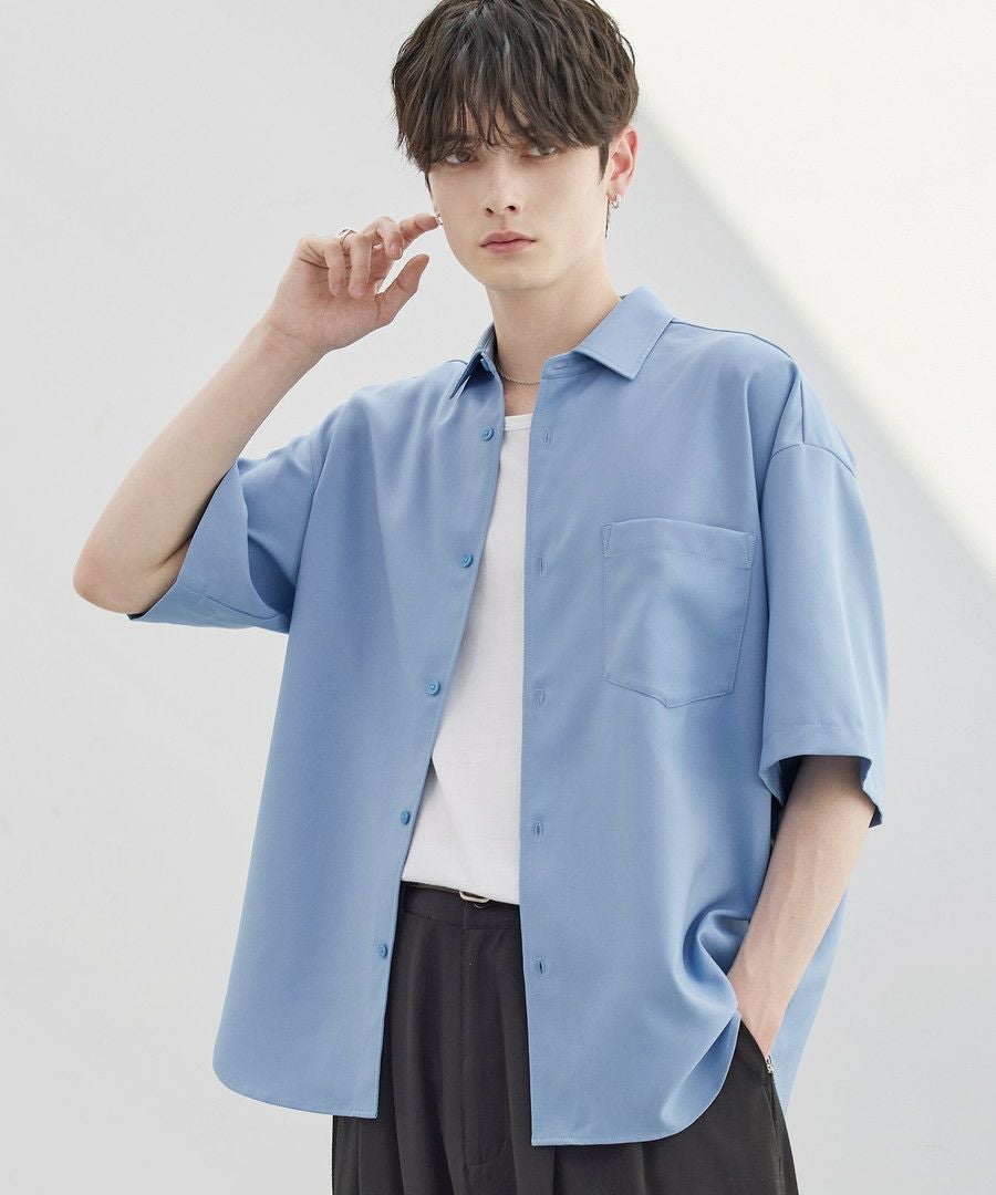 レプリカ品 Yシャツ ワイシャツ 半袖 青色 ワッペン付き 夏服 防シワレギュラーカラーベーシック半袖シャツ | ASTRONOMY