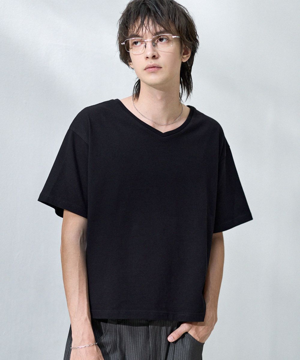 メール便対応】VネックコンパクトTシャツ | ASTRONOMY