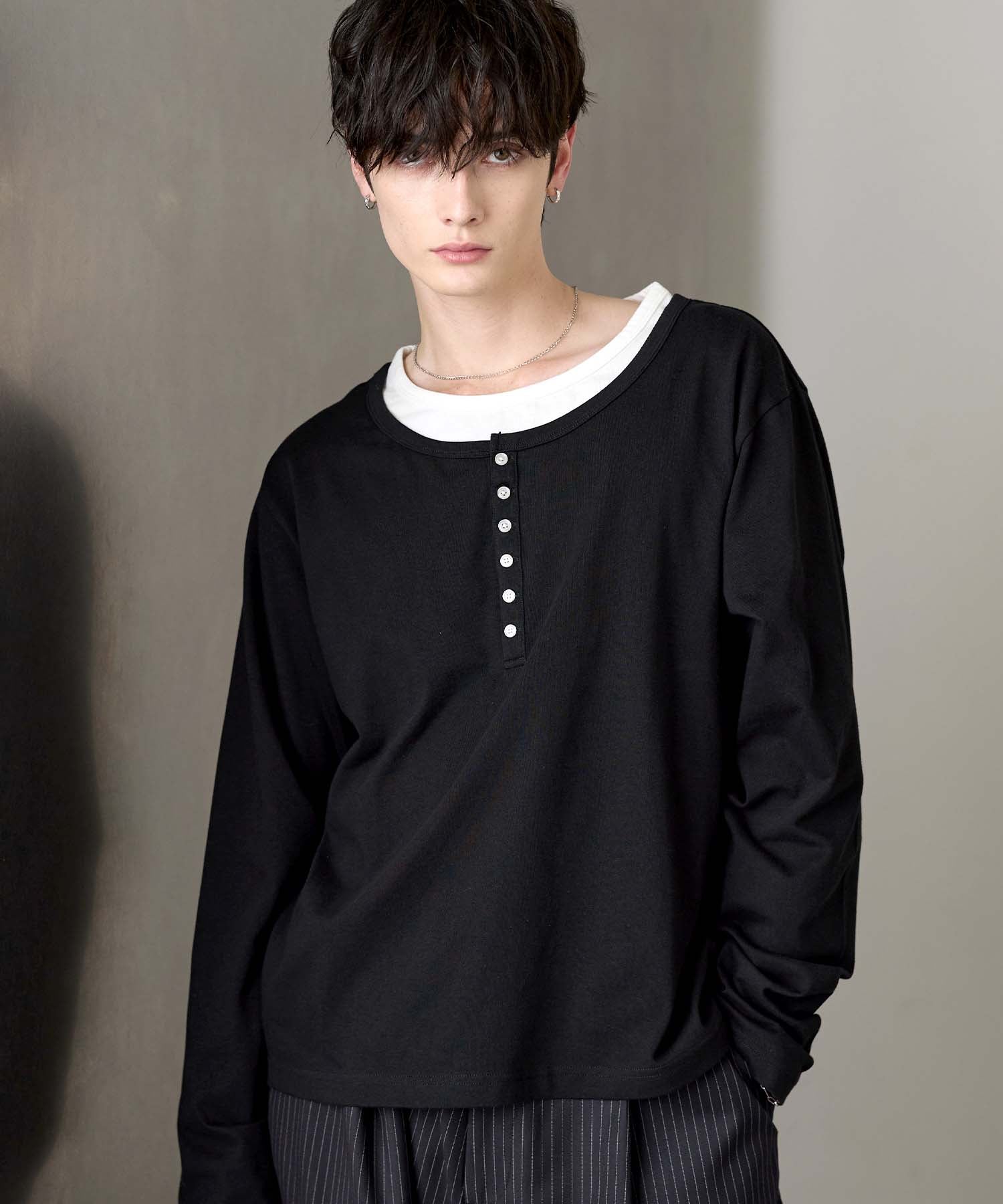 ヘンリーネックレイヤードロングスリーブTシャツ | ASTRONOMY